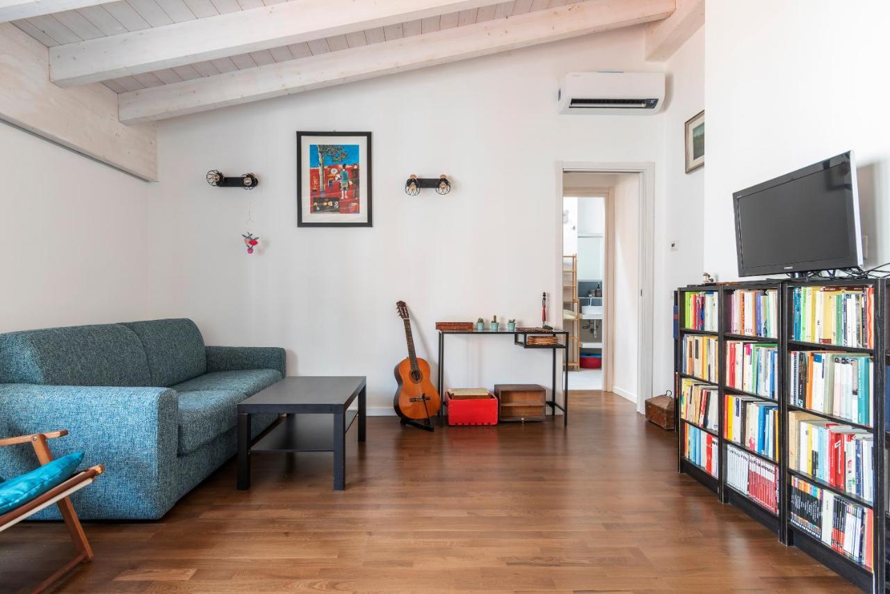 Cozy Apartment Near Central Station Milão Exterior foto